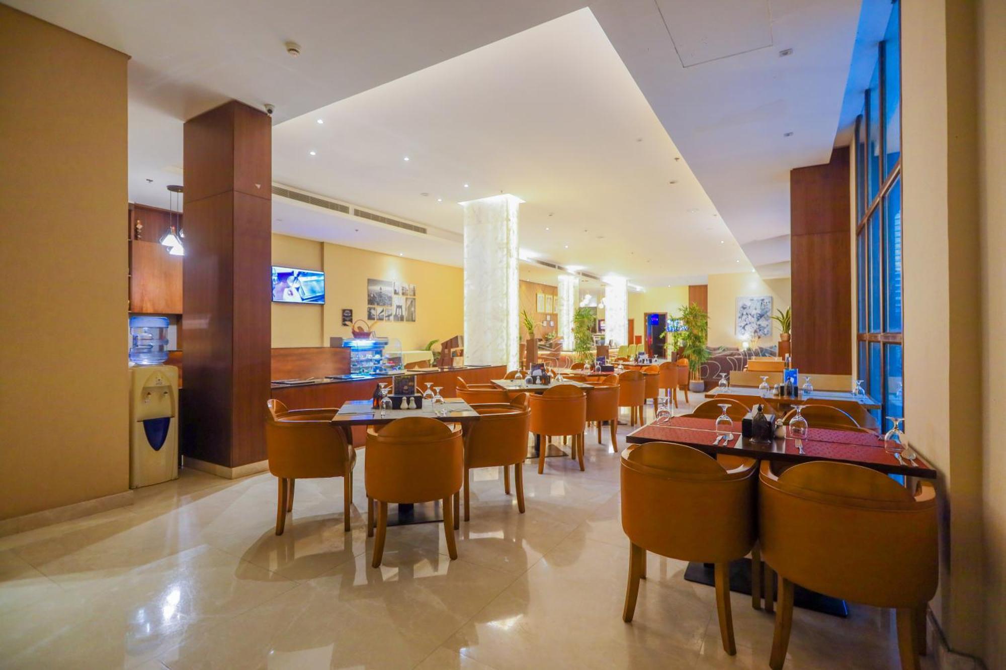 Ramee Palace Hotel