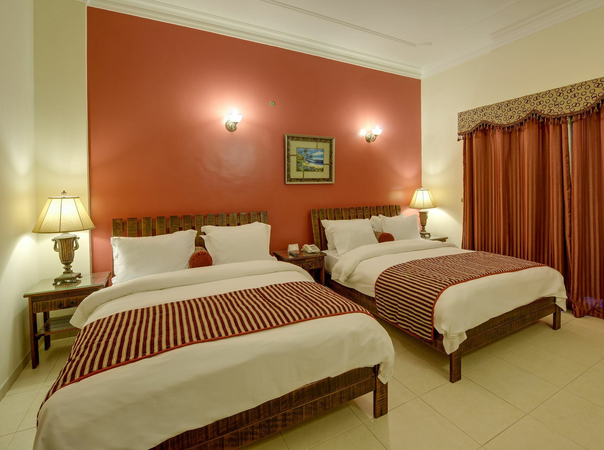 Hotel Ramee Palace